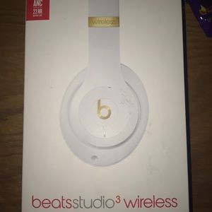 Beats by Dre STUDIO 3 WIRELESS